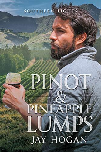 Portada del libro Pinot & Pineapple Lumps (Southern Lights Book 4) (English Edition)