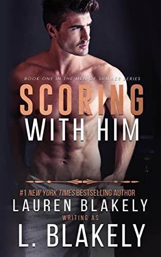 Portada del libro Scoring With Him (Men of Summer - An MM Forbidden Sports Romance Book 1) (English Edition)